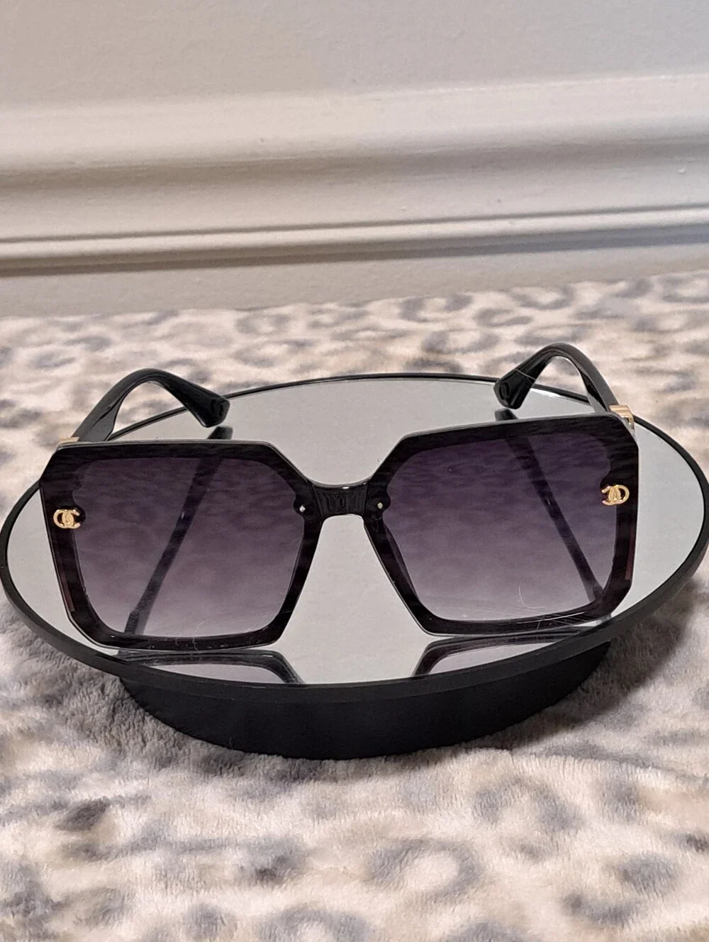 Fashion Designer-Inspired Black Square Sunglasses